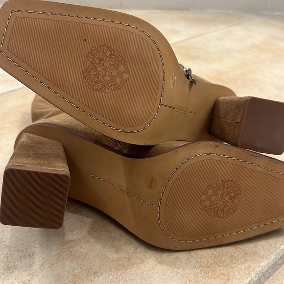 Vince Camuto - Dantania Boot - Picture 10 of 11